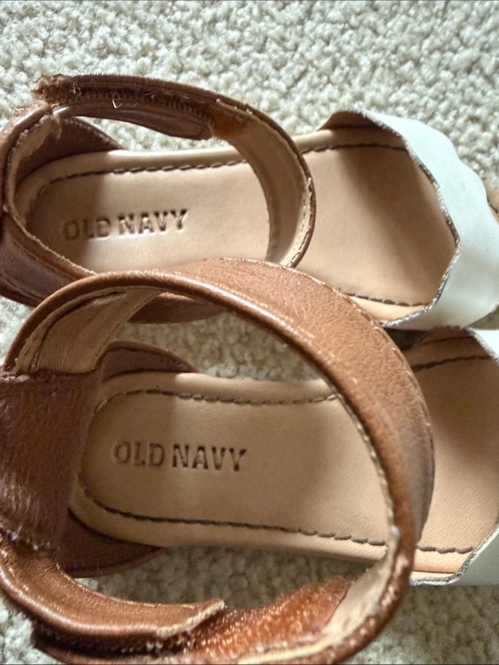 Old Navy girls Brown and White ankle strap Sandals size 6